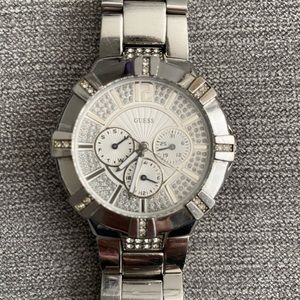 Womens guess watch